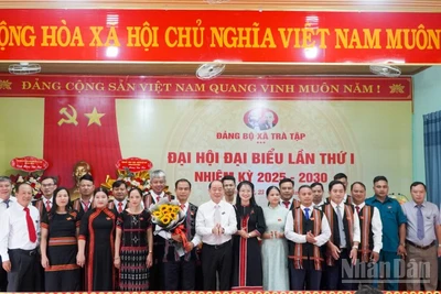 Ban Chấp hành Đảng bộ xã Trà Tập, nhiệm kỳ 2025-2030 ra mắt.