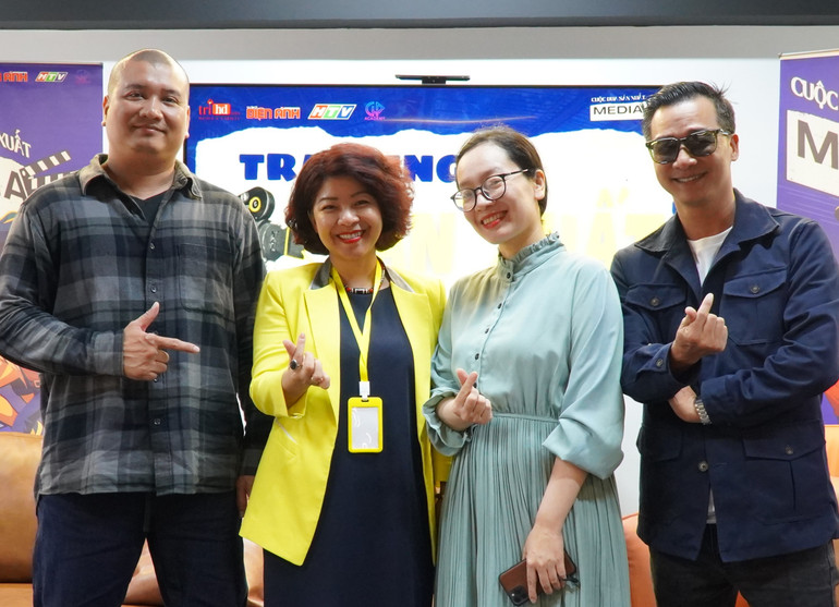 Ban Giám khảo gồm nhiều chuyên gia giàu kinh nghiệm. thilamphim2.jpg
