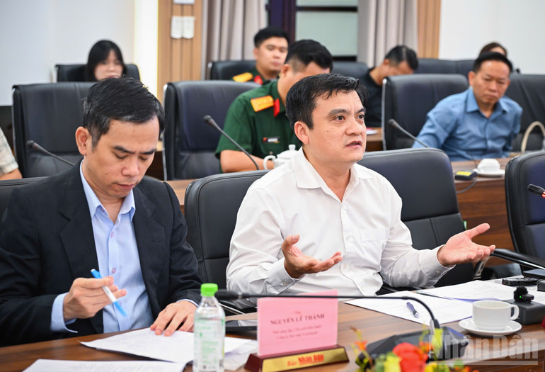 ndo_br_toadam-truongthang1.jpg