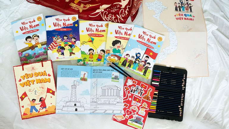 Bộ sách “Yêu quá Việt Nam”. yeuqua1.jpg