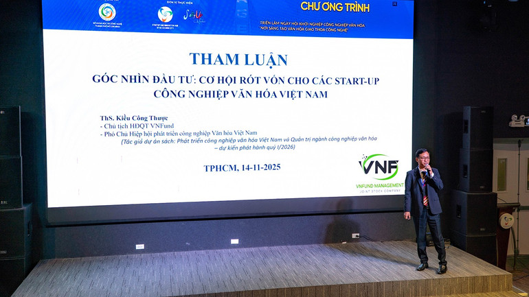 Maestrul Kieu Cong Thuoc și-a prezentat lucrarea. congnghe-conghtuoc.jpg