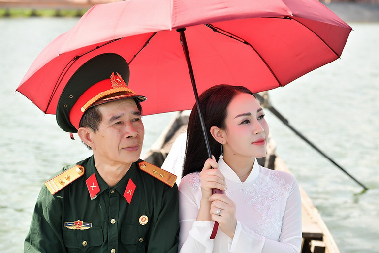 khanhly1.jpg