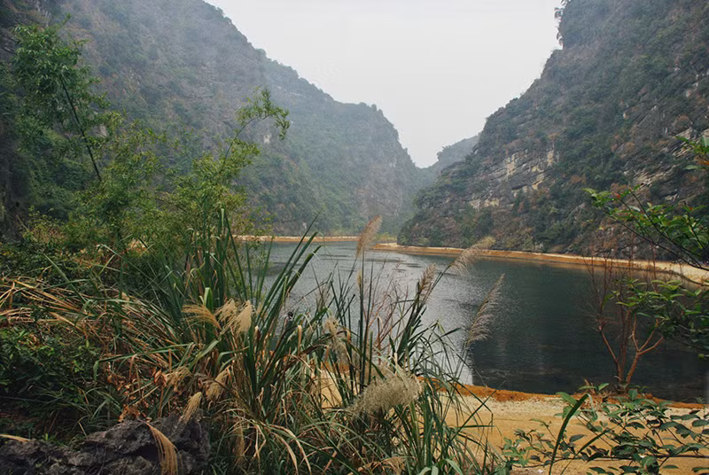 Khám phá động Am Tiên, "Tuyệt tình cốc" của cố đô Ninh Bình ảnh 5 Khám phá động Am Tiên, "Tuyệt tình cốc" của cố đô Ninh Bình ảnh 5