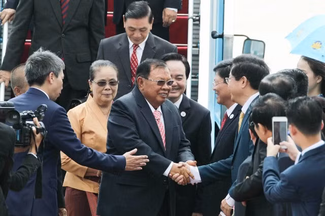 Đà Nẵng đón chào các nhà lãnh đạo kinh tế dự Tuần lễ cấp cao APEC ảnh 19 Đà Nẵng đón chào các nhà lãnh đạo kinh tế dự Tuần lễ cấp cao APEC ảnh 19