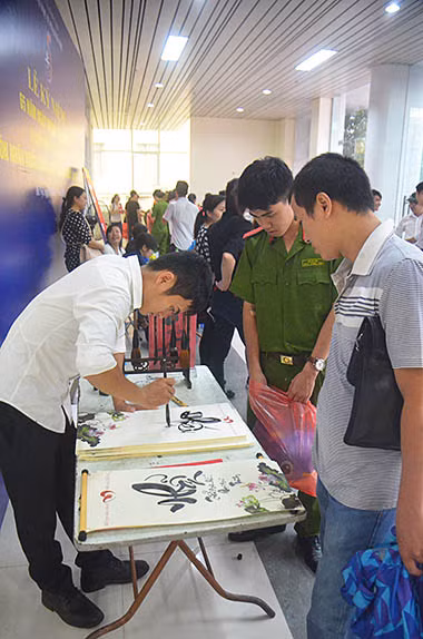 Hàng trăm nghìn bạn trẻ tham gia Ngày hội “Tôi yêu Tổ quốc tôi” ảnh 5 Hàng trăm nghìn bạn trẻ tham gia Ngày hội “Tôi yêu Tổ quốc tôi” ảnh 5