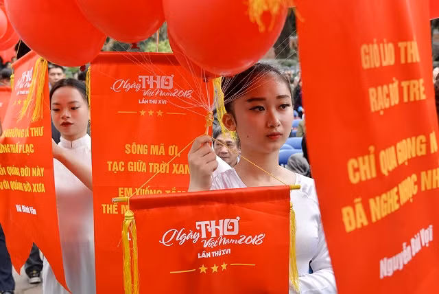 Ngày thơ Việt Nam lần thứ 16 ảnh 7 Ngày thơ Việt Nam lần thứ 16 ảnh 7
