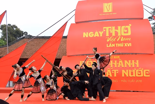 Ngày thơ Việt Nam lần thứ 16 ảnh 3 Ngày thơ Việt Nam lần thứ 16 ảnh 3