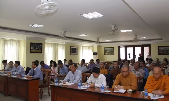 Gắn văn hóa tâm linh với phát triển cộng đồng người Việt tại Lào ảnh 1