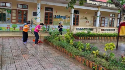 Các trường học ở Hương Khê chú trọng công tác bảo đảm an toàn, vệ sinh sạch sẽ trong mùa mưa lũ.