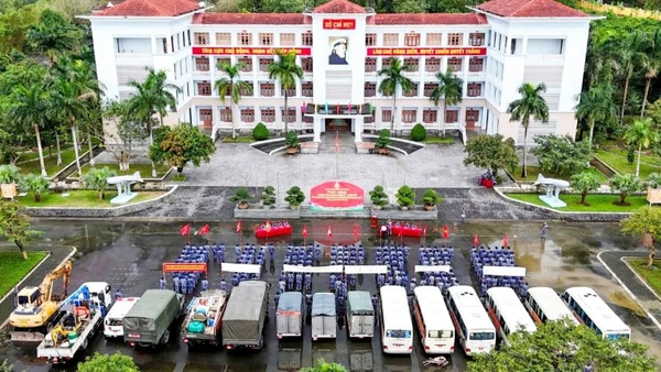 Vùng 3 Hải quân xuất quân thực hiện “Chiến dịch Quang Trung”.