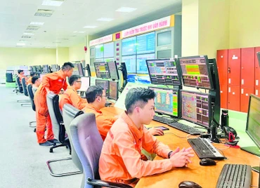 Vận hành Nhà máy Nhiệt điện Mông Dương.