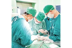 Ca chỉnh hình hàm mặt thành công cho bệnh nhân N.G.B. tại Bệnh viện đa khoa Vũng Tàu với sự hỗ trợ của Bệnh viện Răng Hàm Mặt Thành phố Hồ Chí Minh.