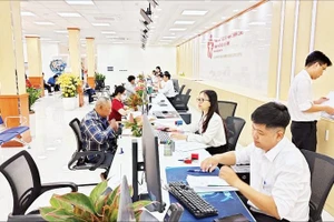 Trung tâm Phục vụ hành chính công Thành phố Hồ Chí Minh.