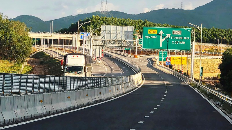 Các dự án hạ tầng giao thông vừa đưa vào sử dụng giúp kết nối và tăng liên kết vùng. Ảnh: BẮC SƠN