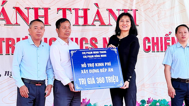 Họ đi xin nhưng chẳng lấy cho mình