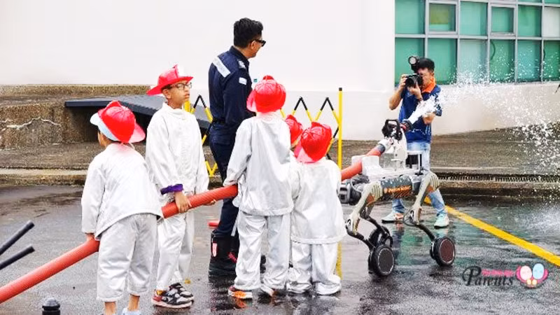 RoboFest thu hút khách tham quan nhỏ tuổi