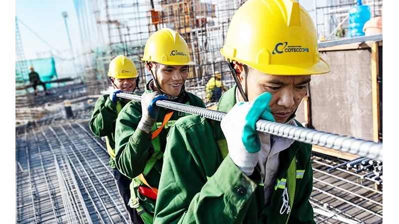 Nhiều chương trình chăm lo Tết cho công nhân đang được tích cực triển khai. Ảnh: CONTECCONS