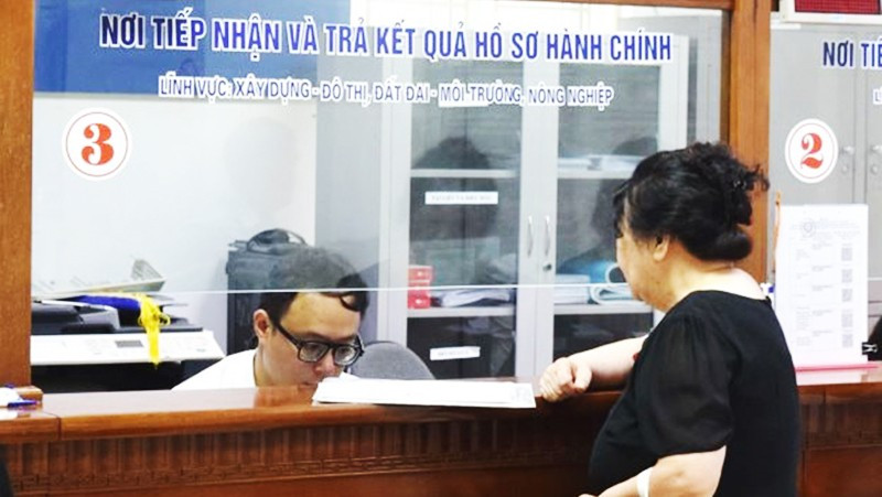 Bộ NN&MT cử cán bộ về cơ sở nhằm bảo đảm việc vận hành chính sách đất đất đai được thông suốt, hiệu quả.
