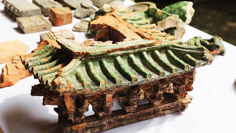 Hiện vật thể hiện kiến trúc đấu củng độc đáo tại Hoàng thành Thăng Long.