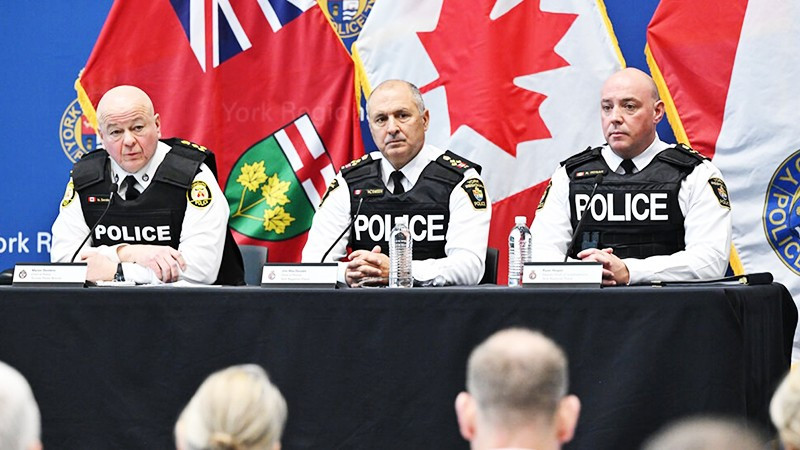 Các đơn vị cảnh sát Canada họp báo liên quan vụ việc. Ảnh: CBC