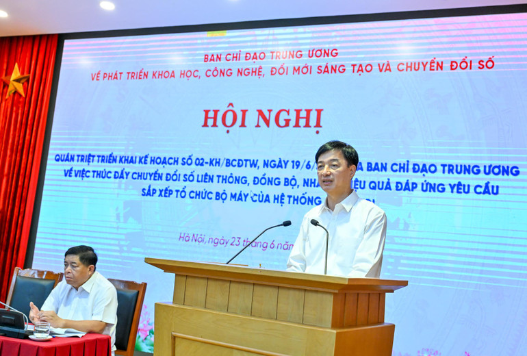 Đồng chí Nguyễn Duy Ngọc, Chủ nhiệm Ủy ban Kiểm tra Trung ương, Phó Trưởng Ban Chỉ đạo điều hành tại hội nghị. (Ảnh: DUY LINH) anh-3.jpg