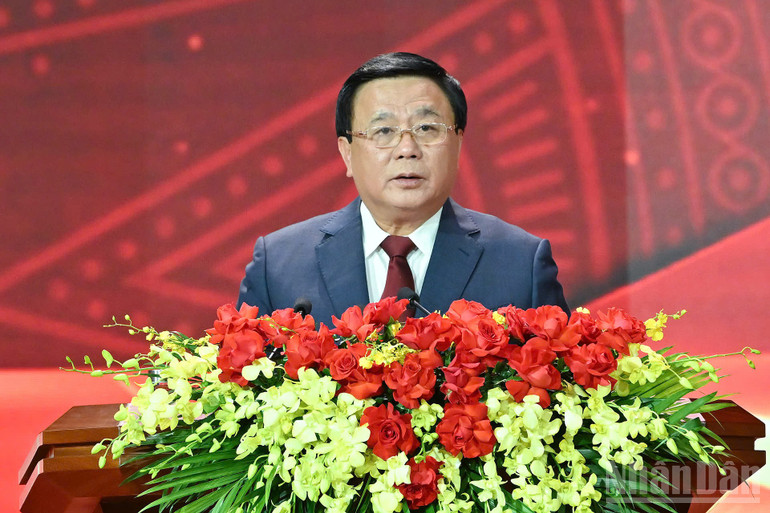 Đồng chí Nguyễn Xuân Thắng phát biểu tổng kết cuộc thi. ndo_br_anh-2.jpg