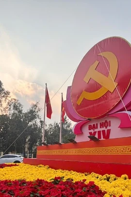 Thủ đô Hà Nội rộn ràng trước ngày hội lớn. 