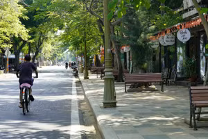 Vỉa hè đường Ba Cu, phường Vũng Tàu. 