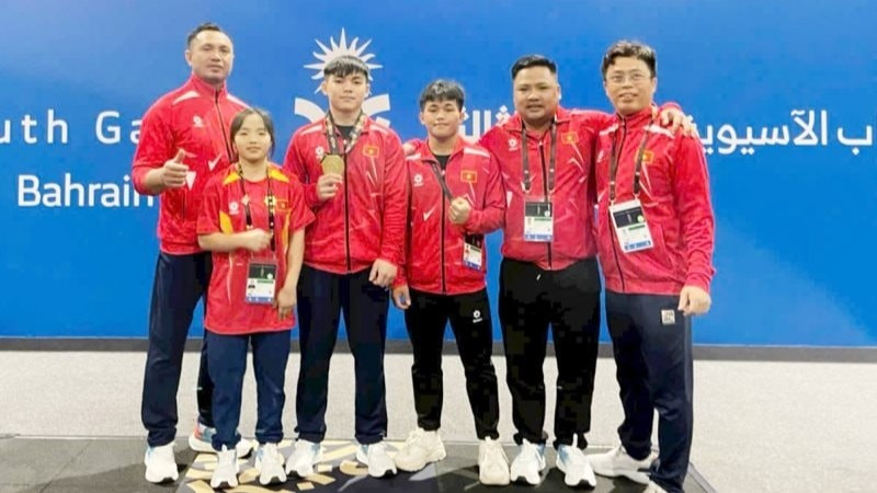 Đội tuyển cử tạ Việt Nam khép lại Đại hội thể thao trẻ châu Á 2025 với Huy chương vàng của Nguyễn Thành Duy.