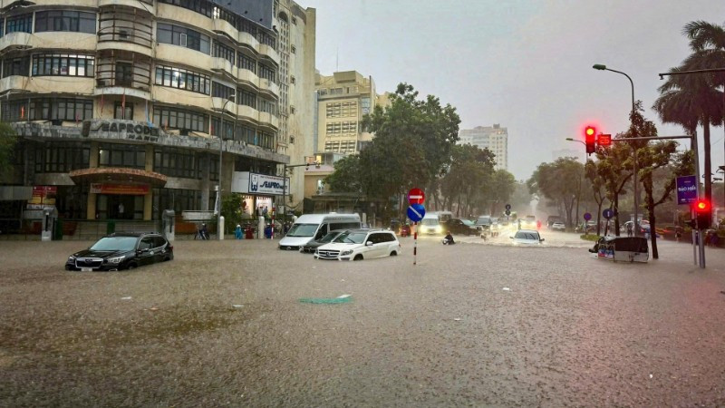 Hiện tượng thời tiết cực đoan buộc các đô thị phải thay đổi cách ứng phó, tăng khả năng chống chịu trước mỗi thảm họa. Ảnh THÀNH ĐẠT