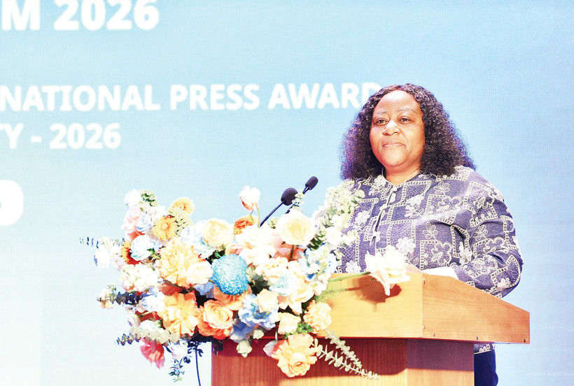 Bà Caroline Nyamayemombe, Trưởng đại diện Cơ quan Liên hợp quốc về Bình đẳng giới và Trao quyền cho phụ nữ tại Việt Nam (UN Women Việt Nam).