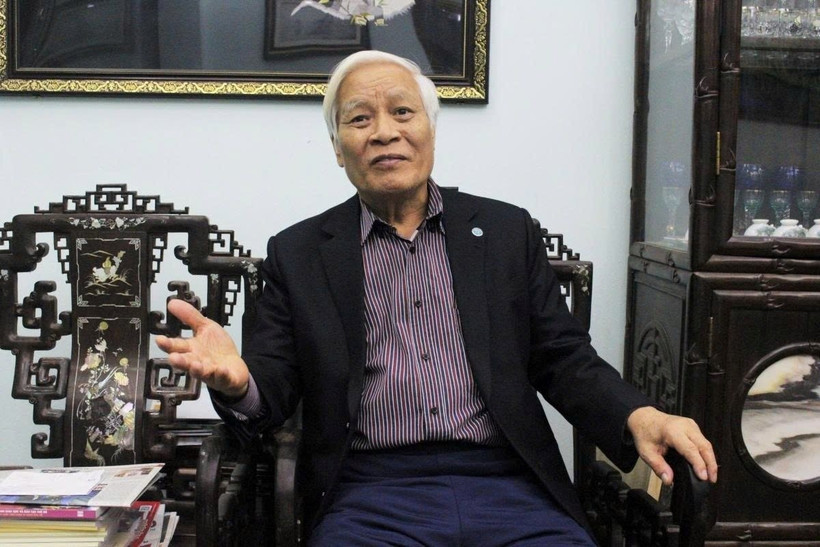 TS Nguyễn Viết Chức, nguyên Phó Chủ nhiệm Ủy ban Văn hóa, Giáo dục, Thanh niên, Thiếu niên và Nhi đồng của Quốc hội, nay là Ủy ban Văn hóa, Giáo dục của Quốc hội