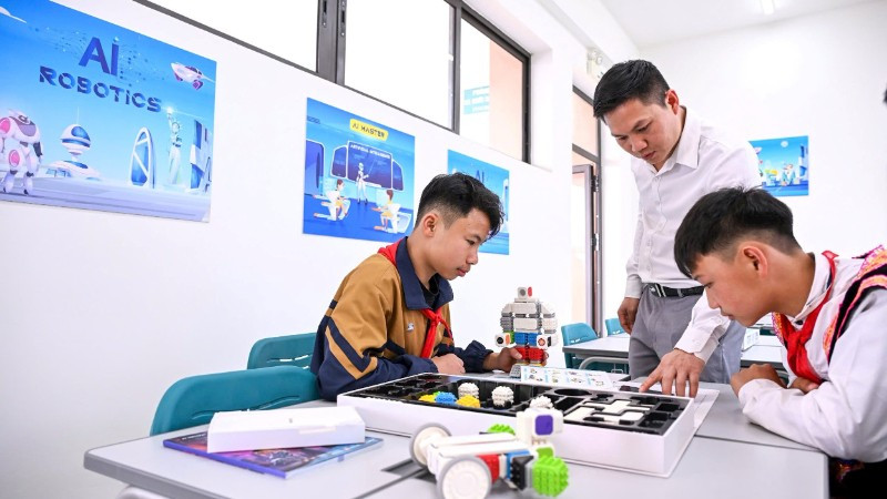 Thông qua cơ chế địa phương tạo lối mở, xã hội đồng hành, các trường trên cả nước có thể được trang bị cơ sở vật chất hiện đại, tốt nhất cho học sinh. (Ảnh Thành Đạt)