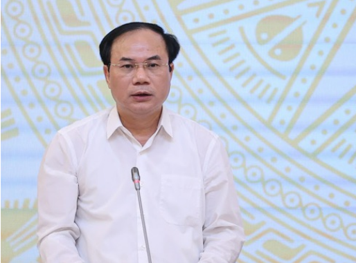 Thứ trưởng Xây dựng Nguyễn Văn Sinh