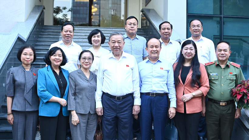 Tổng Bí thư Tô Lâm và các đại biểu dự Hội nghị tiếp xúc cử tri thành phố Hà Nội trước Kỳ họp thứ 10, Quốc hội khóa XV. 