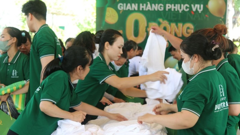 Nhiều chương trình hỗ trợ được đưa ra để giúp người lao động được đón xuân an lành. (Ảnh Phương Linh)