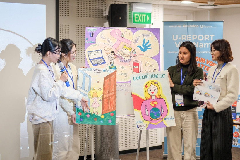 Thế hệ thanh niên chủ động, thích ứng nhanh, nhưng cũng nhạy cảm và dễ rơi vào khủng hoảng nếu thiếu định hướng. (Ảnh UNICEF Việt Nam)