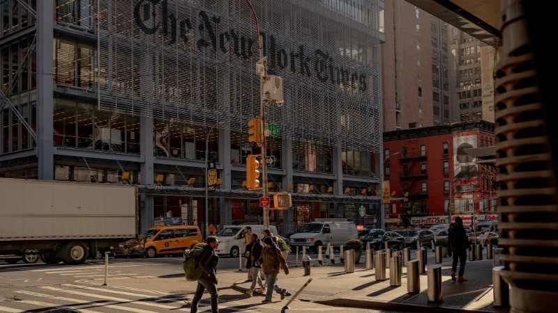Nhật báo The New York Times cáo buộc OpenAI sử dụng trái phép hàng triệu bài báo để huấn luyện các mô hình AI.