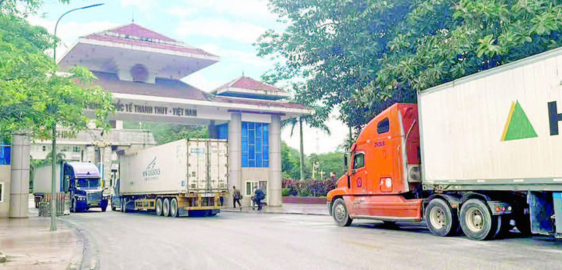 Hoạt động xuất, nhập khẩu hàng hóa qua Cửa khẩu quốc tế Thanh Thủy.