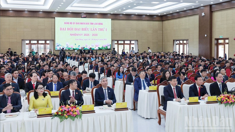Đại biểu tham dự đại hội. ndo_br_4.jpg