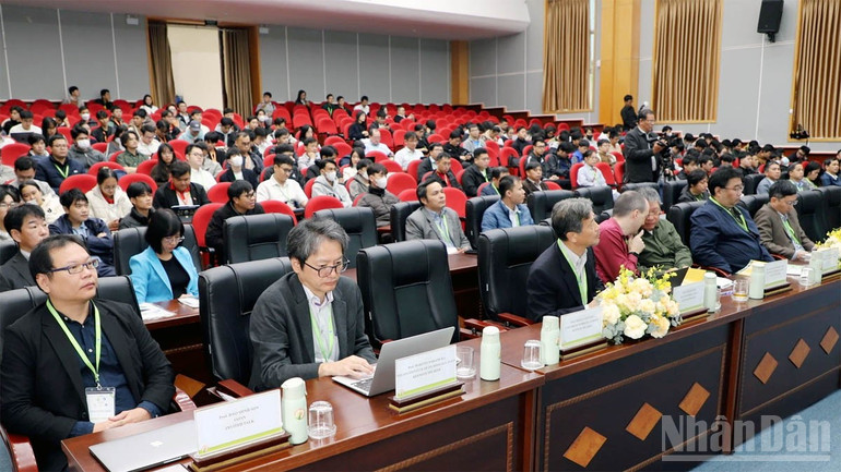 Många internationella experter deltog i IEEE-workshopen om ndo_br_dl-2.jpg