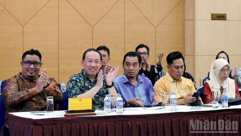 Medlemmar från den malaysiska resebyråföreningen deltog i programmet. ndo_br_7.jpg