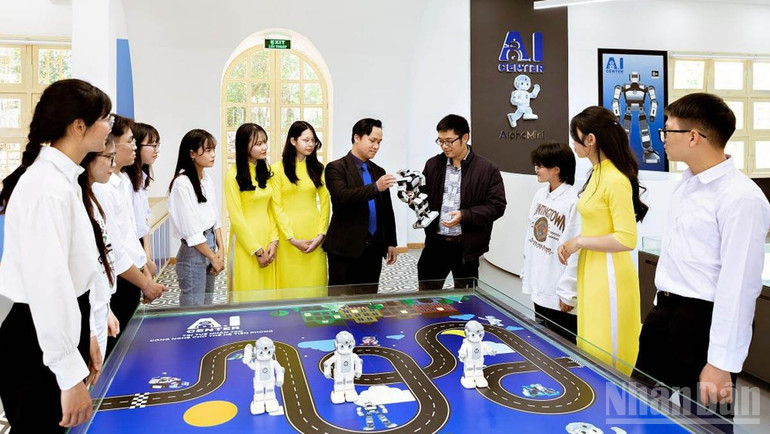 Center för utbildning och utbildning i artificiell intelligens vid Dalat universitet. ndo_br_dalat-2.jpg