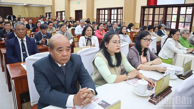 Đại biểu tham dự buổi gặp mặt. ndo_br_h4-5.jpg