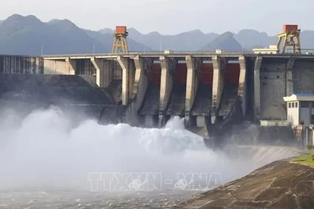 Bộ Nông nghiệp và Môi trường yêu cầu các đơn vị, địa phương phối hợp chặt chẽ trong vận hành và thông tin cảnh báo, nhằm bảo đảm an toàn công trình, hạ du.