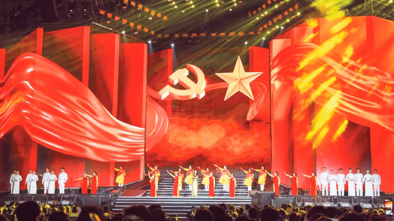 Chương trình nghệ thuật đặc biệt Hòa nhạc Ánh sáng - Chào năm mới 2026 do Báo Nhân Dân phối hợp Ủy ban nhân dân thành phố Hà Nội tổ chức. (Ảnh: THẾ ĐẠI)