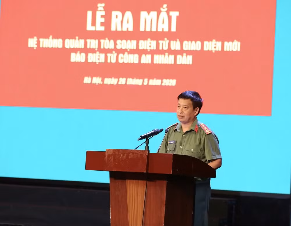 Đại tá Nguyễn Thanh Bình, Phó Cục trưởng Cục Truyền thông Công an nhân dân, Tổng Biên tập Báo Công an nhân dân phát biểu tại buổi lễ.