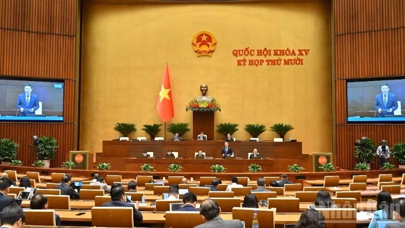 Phiên họp tại Kỳ họp thứ 10, Quốc hội khóa XV. (Ảnh: DUY LINH)