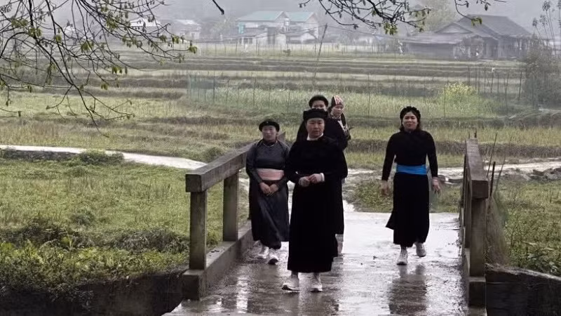 Cầu bê-tông tránh lũ tại thôn Bản Thăng, xã Tùng Vài, huyện Quản Bạ (Hà Giang).