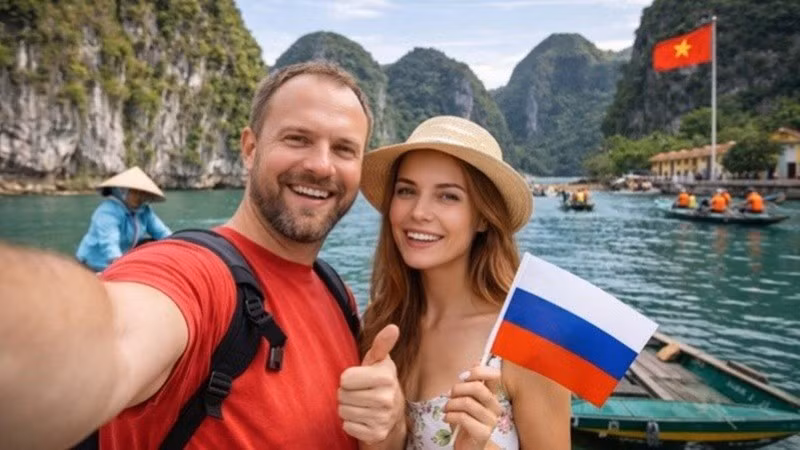 Du khách Nga thích thú với phong cảnh Việt Nam. (Ảnh: Tourprom) 